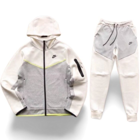 Tech Fleece